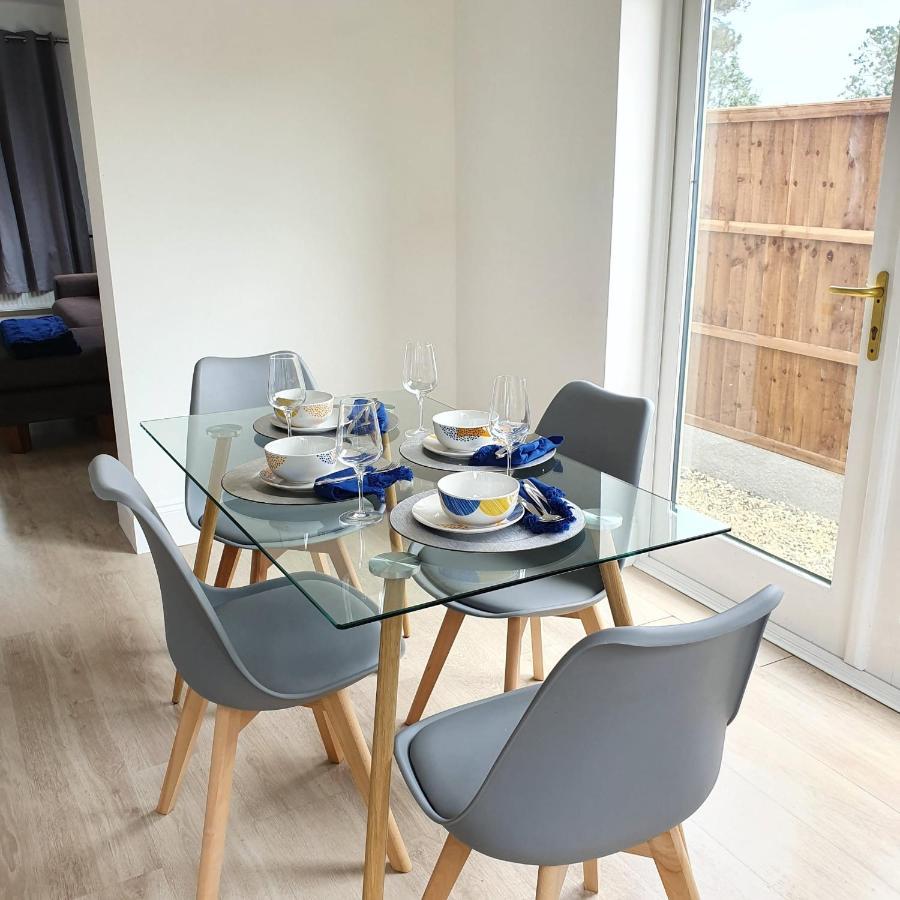 Spacious Beautiful And Warm Cottage With Parking Chelmsford Exteriér fotografie