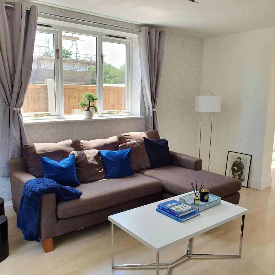 Spacious Beautiful And Warm Cottage With Parking Chelmsford Exteriér fotografie
