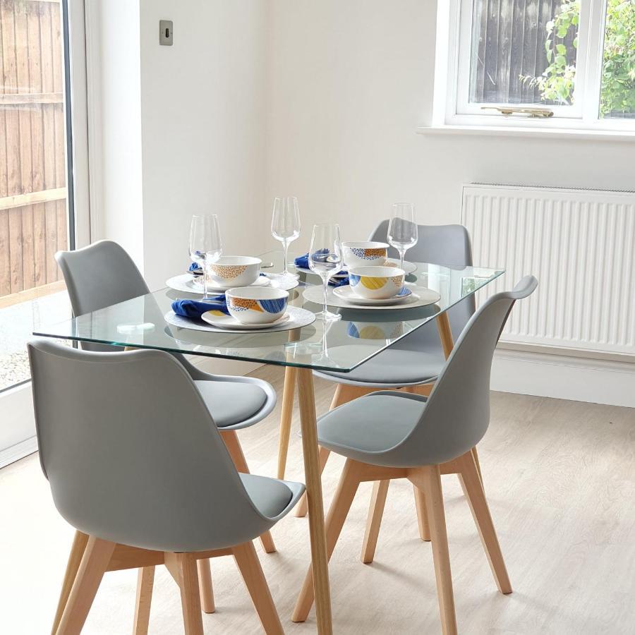 Spacious Beautiful And Warm Cottage With Parking Chelmsford Exteriér fotografie